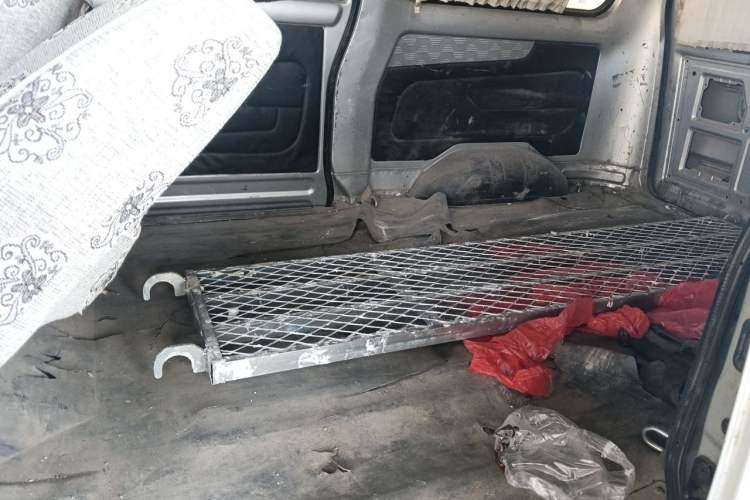 Used Wuling Rongguang 2011 1.2L Base Version Left Rear Seat