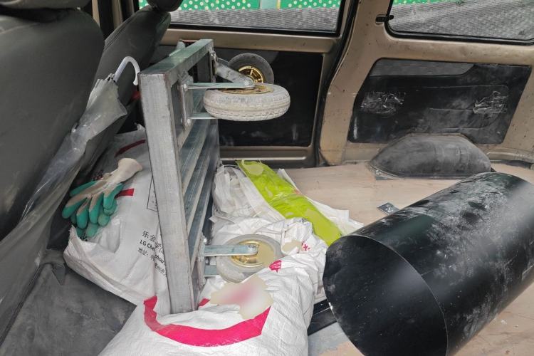 Used Wuling Rongguang 2011 1.5L Base Version Left Rear Seat