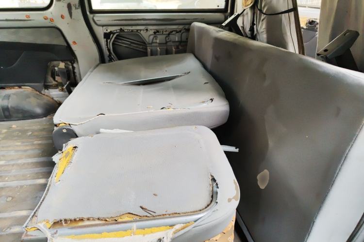 Used Wuling Rongguang 2011 1.2L Base Version Left Rear Seat