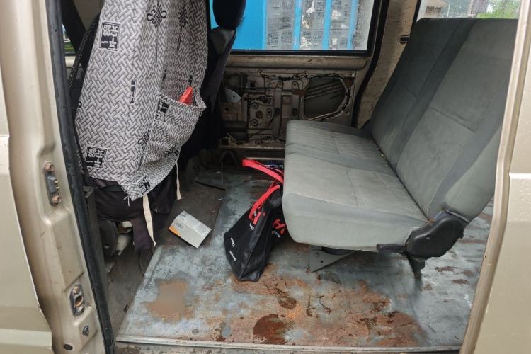 Used Wuling Rongguang 2011 1.2L Base Version Left Rear Seat