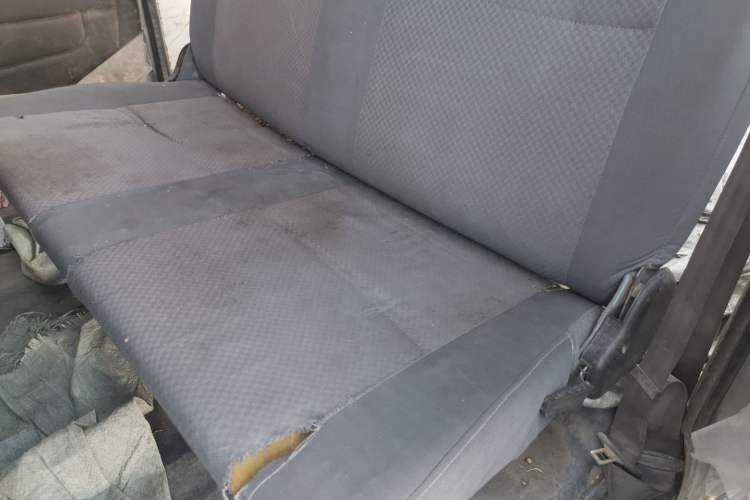 Used Wuling Rongguang 2011 1.2L Base Version Left Rear Seat