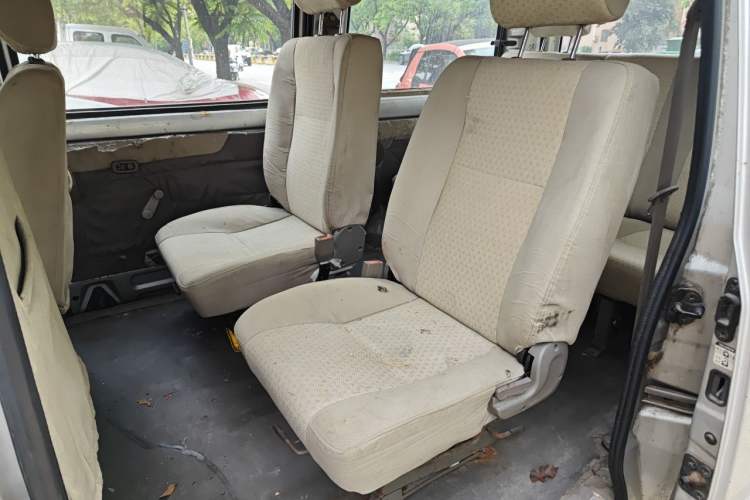 Used Wuling Rongguang 2011 1.2L Comfort Model Left Rear Seat