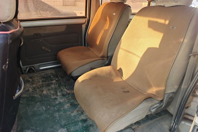 Used Wuling Rongguang 2011 1.2L Comfort Model Left Rear Seat