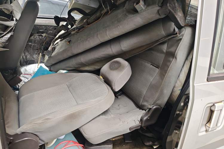 Used Wuling Rongguang 2011 1.2L Base Version Left Rear Seat