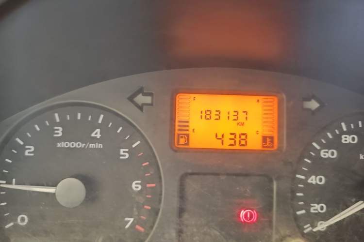 Used Wuling Rongguang 2011 1.2L Base Version Odometer Close Up