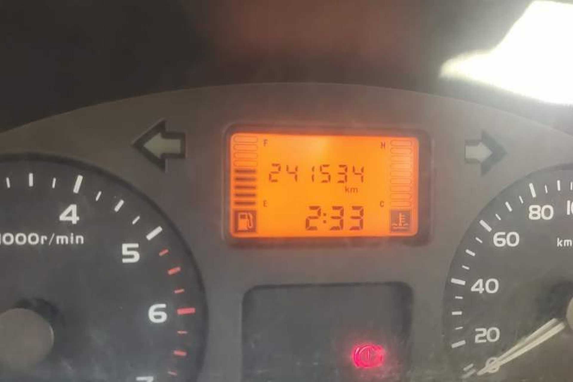 Used Wuling Rongguang 2011 1.2L Base Version Odometer Close Up