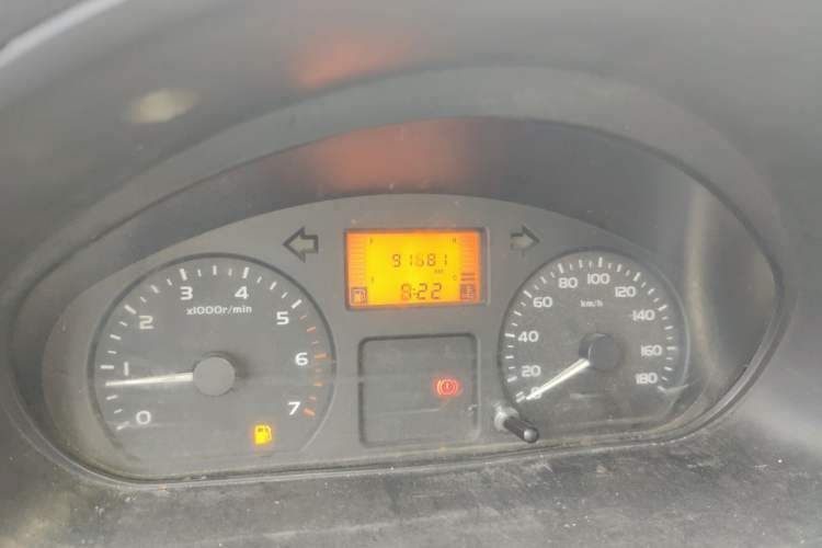 Used Wuling Rongguang 2011 1.2L Base Version Odometer Close Up
