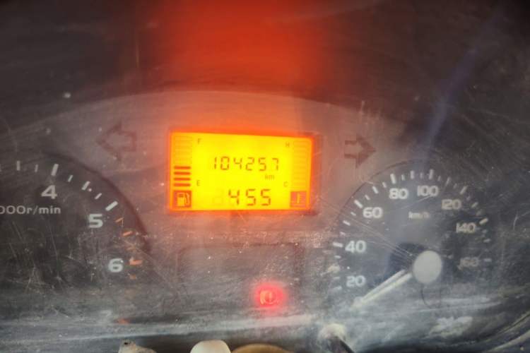Used Wuling Rongguang 2011 1.2L Base Version Odometer Close Up