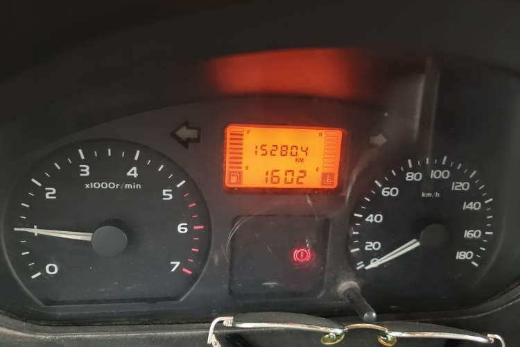 Used Wuling Rongguang 2011 1.2L Base Version Odometer Close Up
