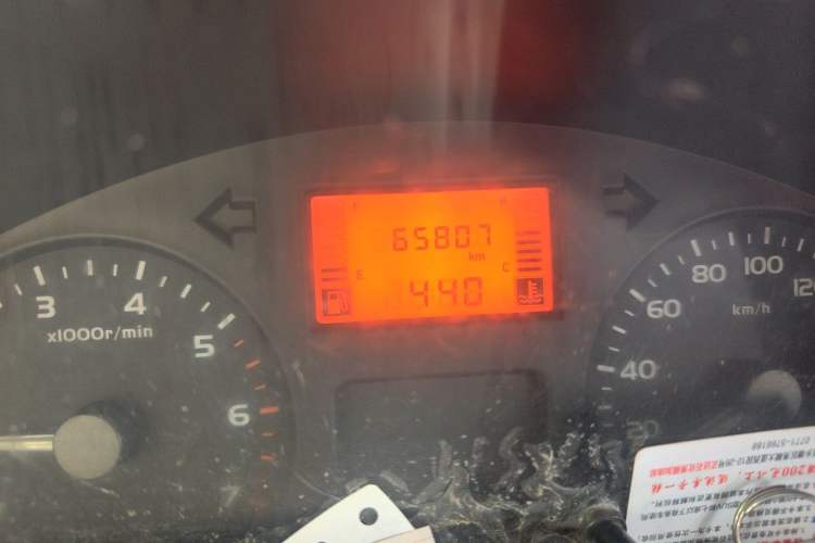 Used Wuling Rongguang 2011 1.2L Base Version Odometer Close Up