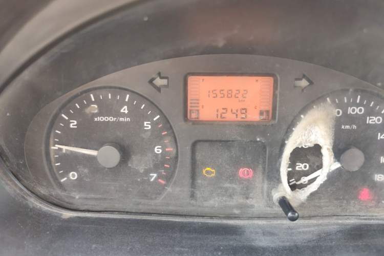 Used Wuling Rongguang 2011 1.2L Base Version Odometer Close Up