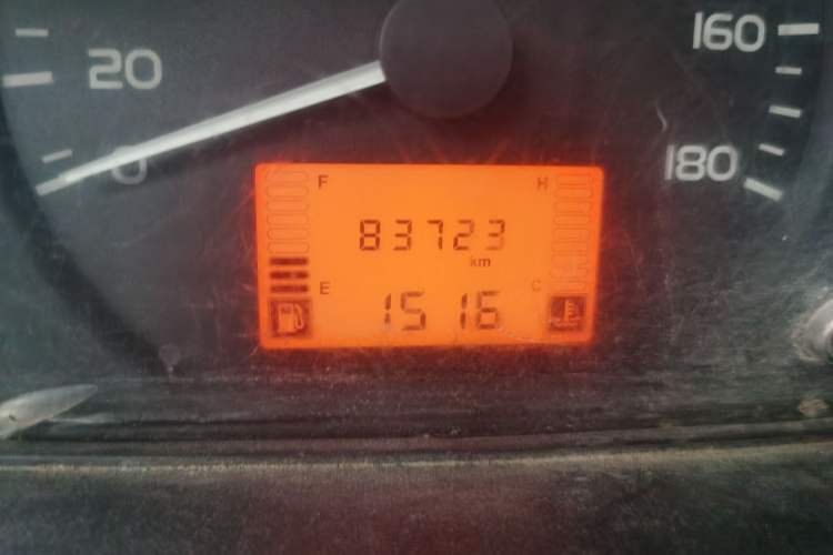 Used Wuling Rongguang 2011 1.2L Base Version Odometer Close Up
