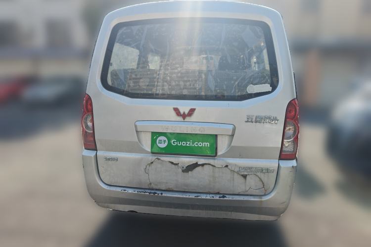 Used Wuling Rongguang 2011 1.2L Standard Version Rear