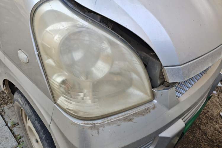 Used Wuling Rongguang 2011 1.2L Base Version Right Front Headlight