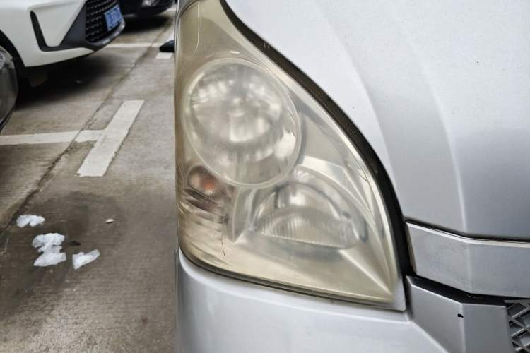 Used Wuling Rongguang 2011 1.2L Base Version Right Front Headlight