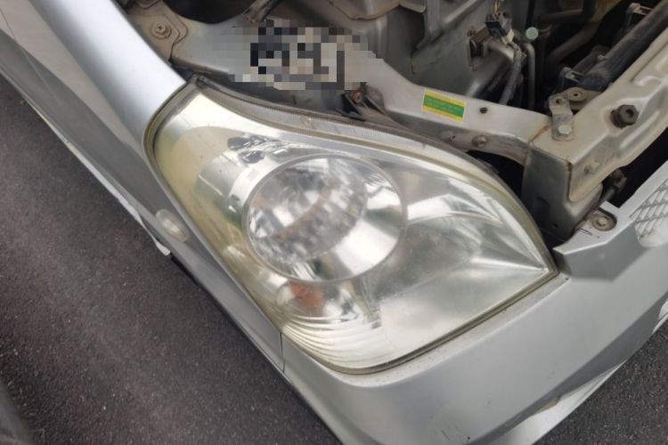 Used Wuling Rongguang 2011 1.2L Base Version Right Front Headlight