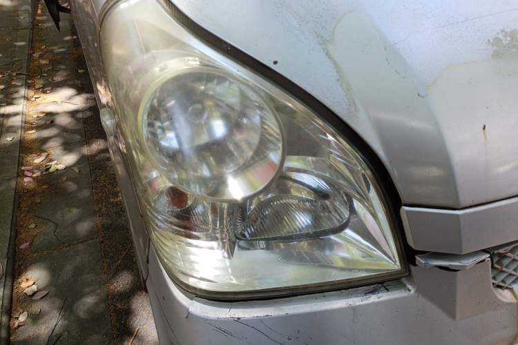 Used Wuling Rongguang 2011 1.2L Base Version Right Front Headlight