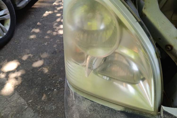 Used Wuling Rongguang 2011 1.5L Base Version Right Front Headlight