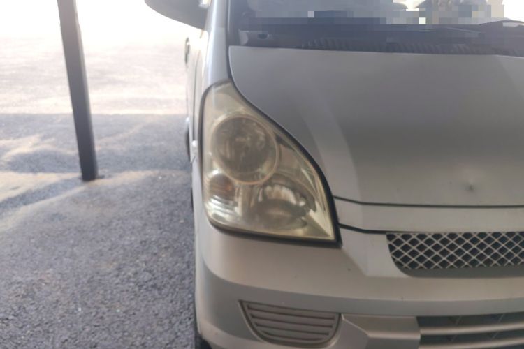 Used Wuling Rongguang 2011 1.2L Base Version Right Front Headlight