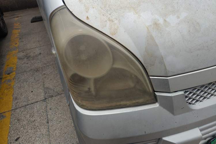 Used Wuling Rongguang 2011 1.2L Base Version Right Front Headlight