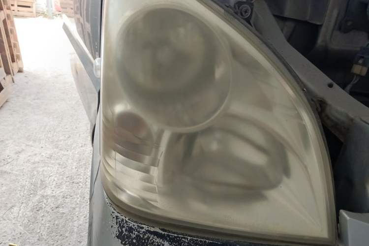 Used Wuling Rongguang 2011 1.2L Base Version Right Front Headlight