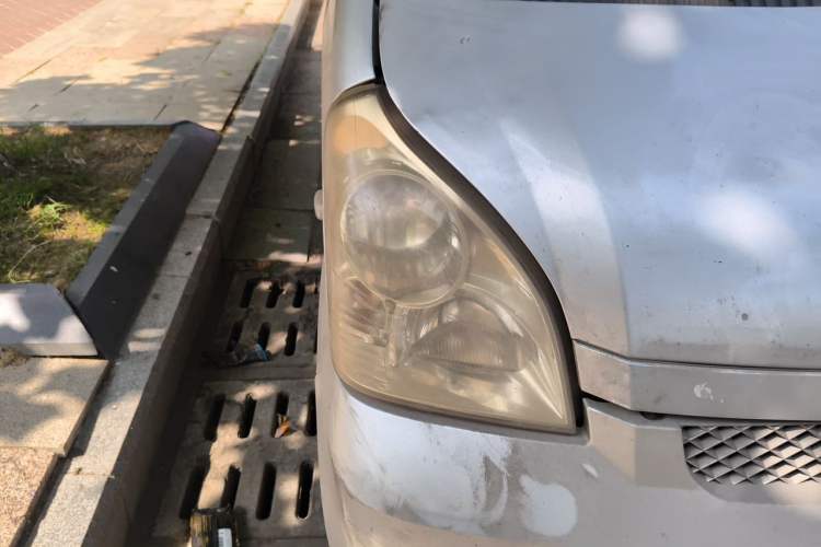 Used Wuling Rongguang 2011 1.2L Base Version Right Front Headlight