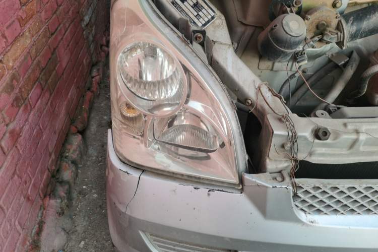 Used Wuling Rongguang 2011 1.2L Base Version Right Front Headlight