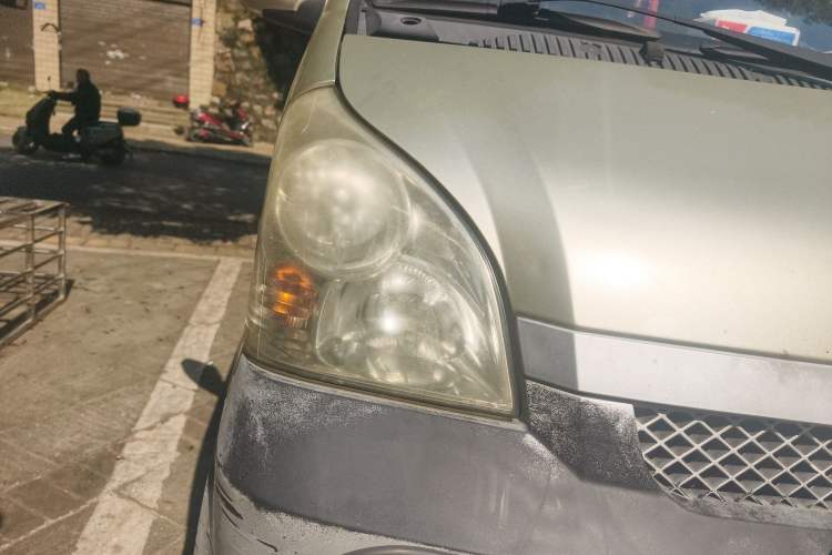 Used Wuling Rongguang 2011 1.2L Base Version Right Front Headlight