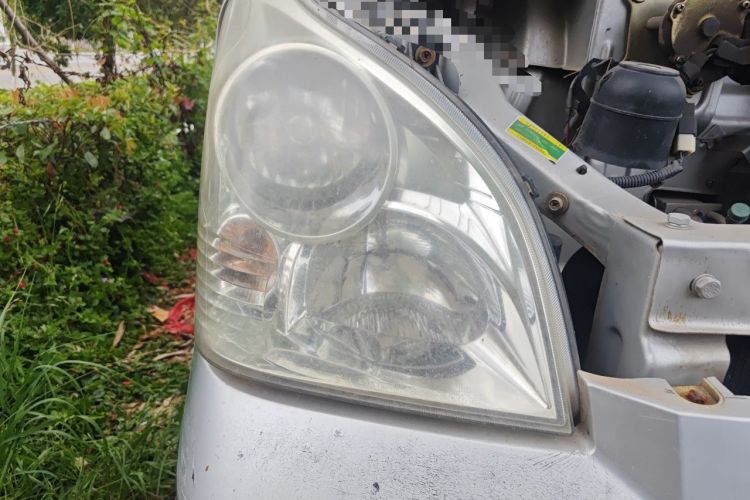 Used Wuling Rongguang 2011 1.5L Base Version Right Front Headlight