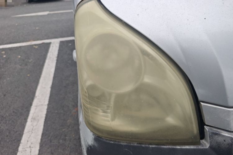 Used Wuling Rongguang 2011 1.2L Base Version Right Front Headlight