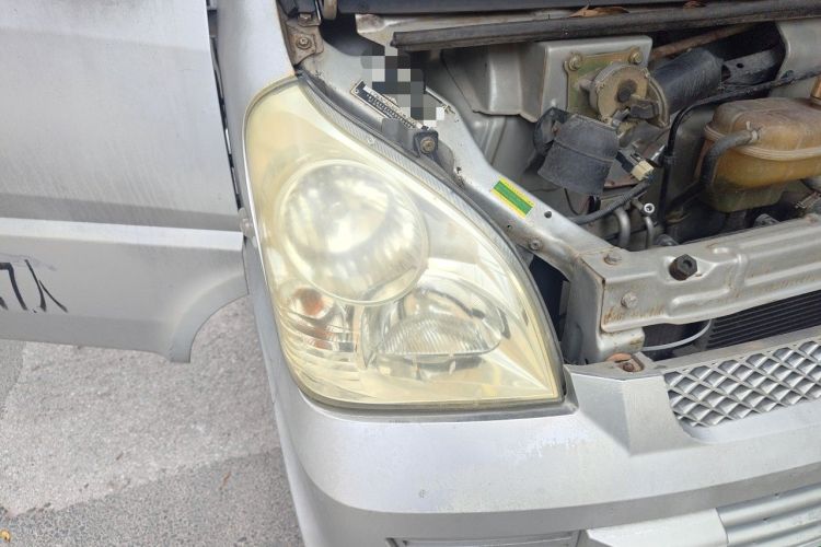 Used Wuling Rongguang 2011 1.2L Base Version Right Front Headlight