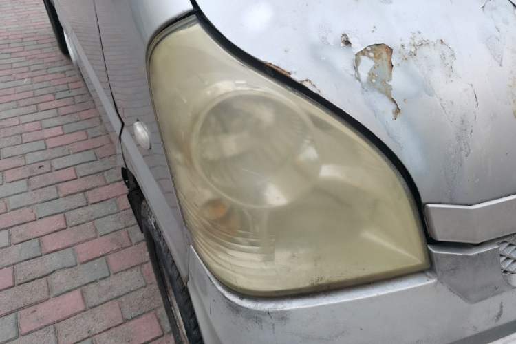 Used Wuling Rongguang 2011 1.2L Base Version Right Front Headlight