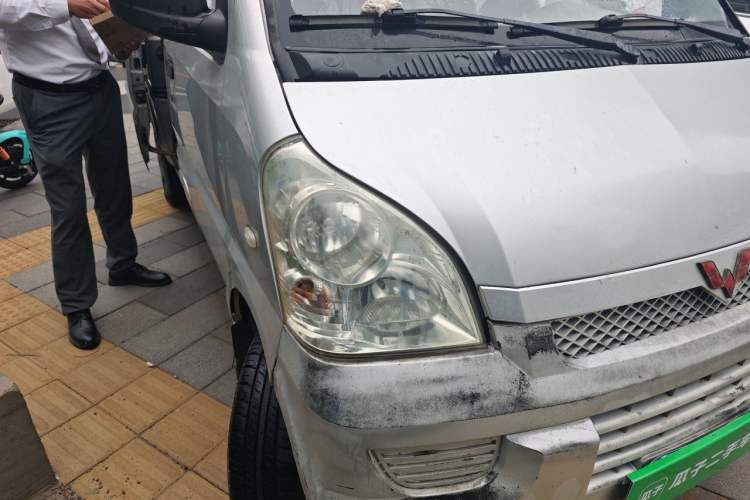 Used Wuling Rongguang 2011 1.2L Base Version Right Front Headlight