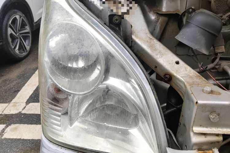 Used Wuling Rongguang 2011 1.2L Base Version Right Front Headlight