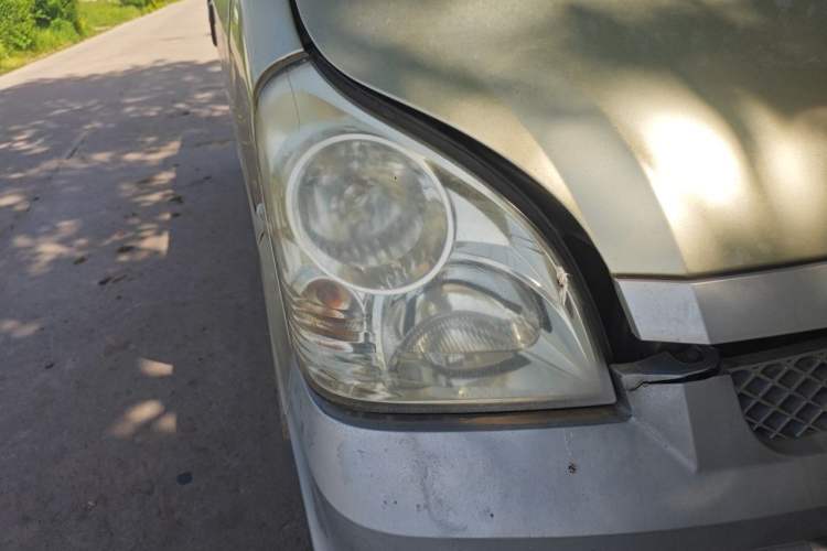 Used Wuling Rongguang 2011 1.2L Standard Version Right Front Headlight