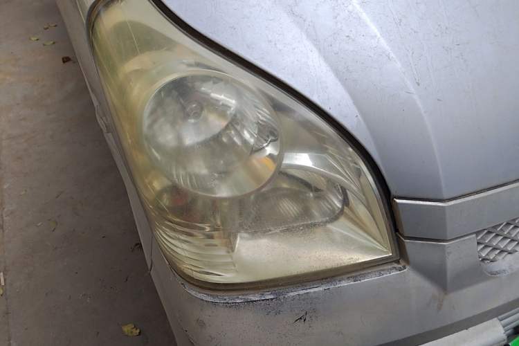 Used Wuling Rongguang 2011 1.2L Base Version Right Front Headlight