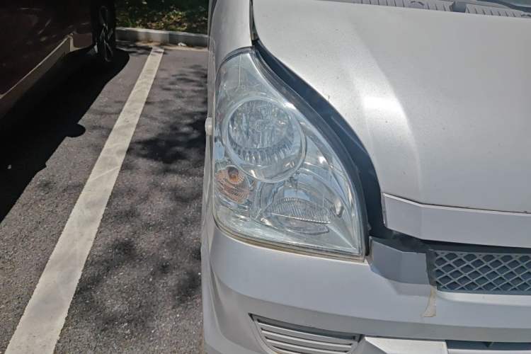 Used Wuling Rongguang 2011 1.2L Base Version Right Front Headlight