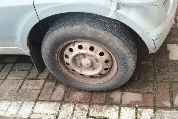Used Wuling Rongguang 2011 1.2L Base Version Right Front Wheel Hub
