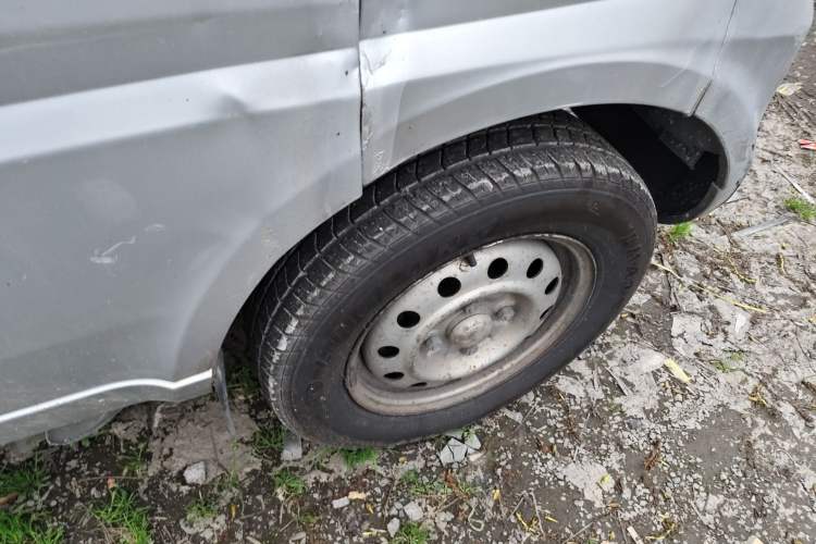 Used Wuling Rongguang 2011 1.2L Base Version Right Front Wheel Hub