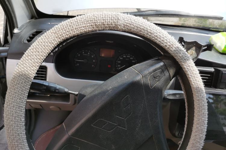 Used Wuling Rongguang 2011 1.2L Standard Version Steering Wheel