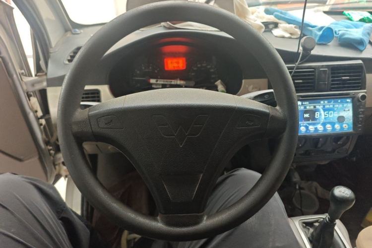 Used Wuling Rongguang 2011 1.2L Standard Version Steering Wheel