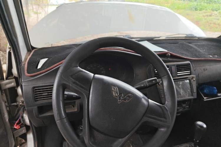 Used Wuling Rongguang 2011 1.2L Standard Version Steering Wheel