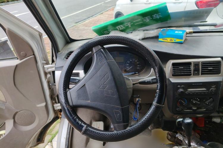 Used Wuling Rongguang 2011 1.2L Comfort Model Steering Wheel