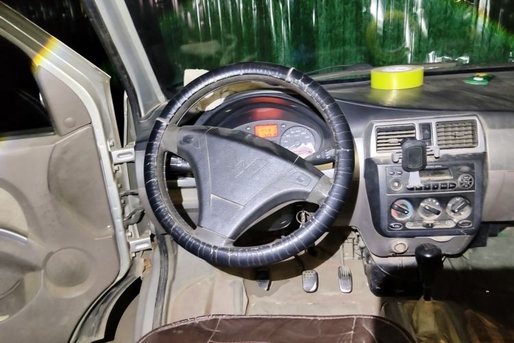 Used Wuling Rongguang 2011 1.2L Standard Version Steering Wheel