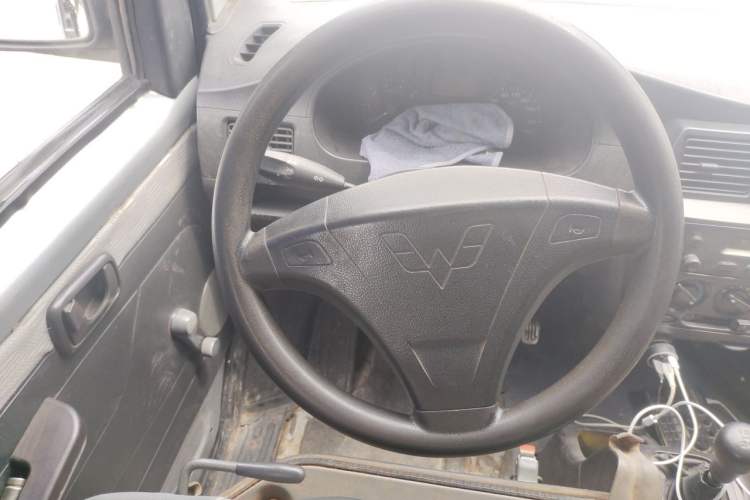 Used Wuling Rongguang 2011 1.2L Standard Version Steering Wheel