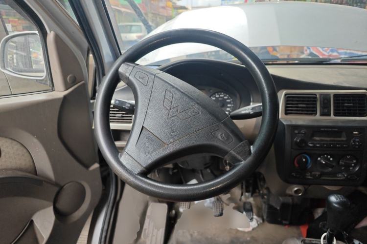 Used Wuling Rongguang 2011 1.2L Standard Version Steering Wheel