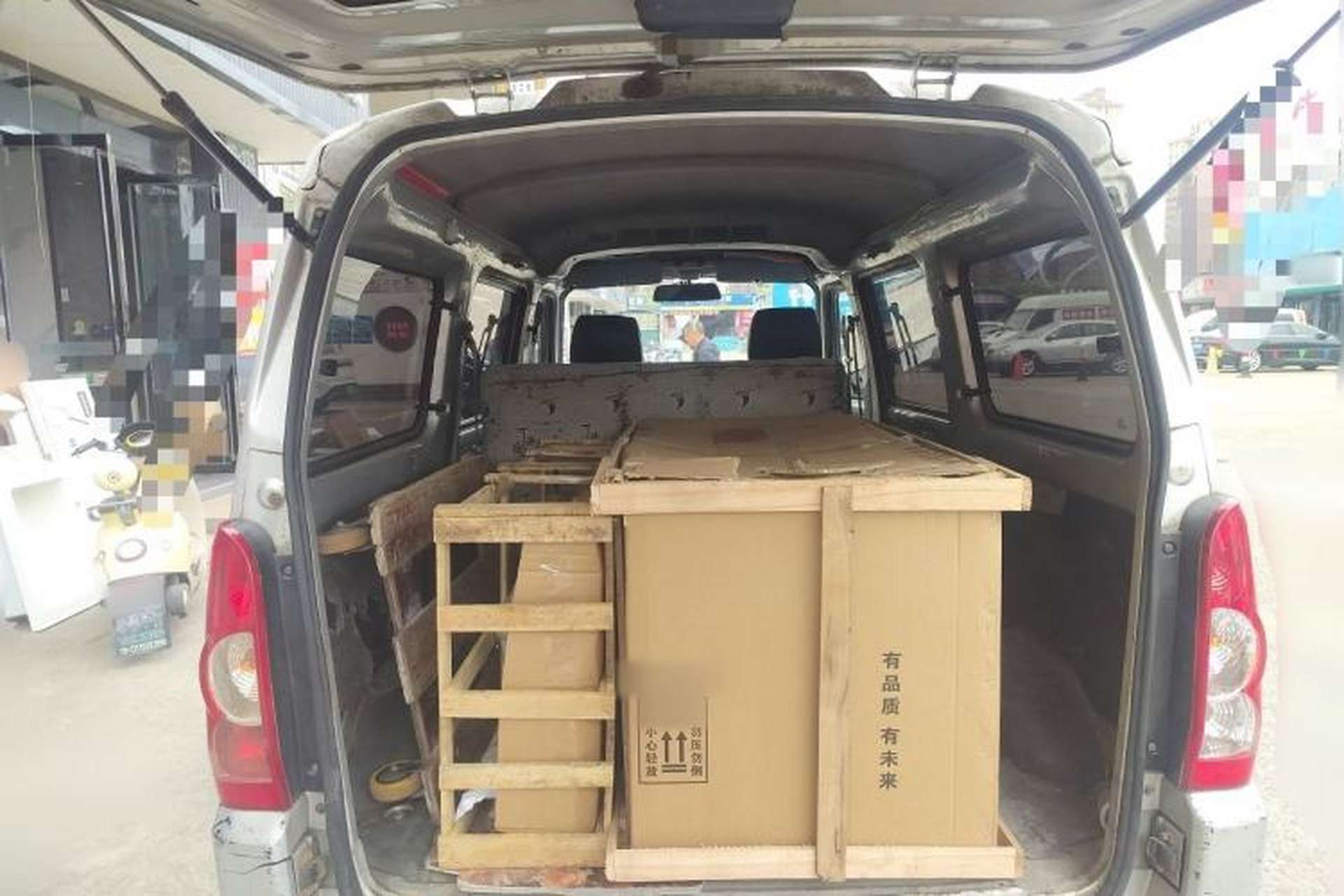 Used Wuling Rongguang 2011 1.2L Base Version Trunk