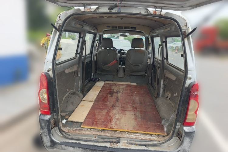 Used Wuling Rongguang 2011 1.2L Standard Version Trunk