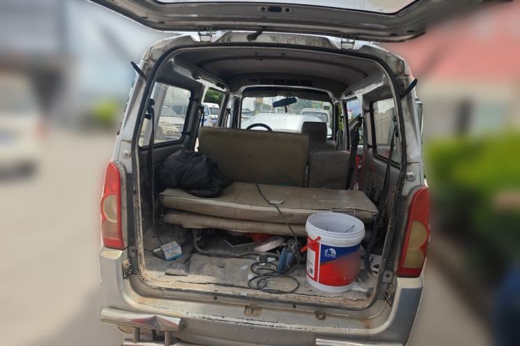 Used Wuling Rongguang 2011 1.2L Base Version Trunk