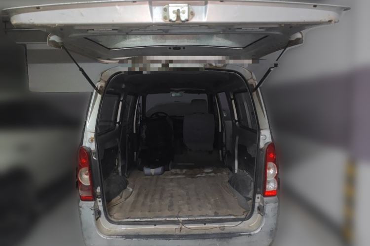 Used Wuling Rongguang 2011 1.2L Base Version Trunk